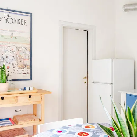 House A Short Walk From The Center *