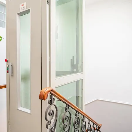 아파트 House A Short Walk From The Center 피렌체