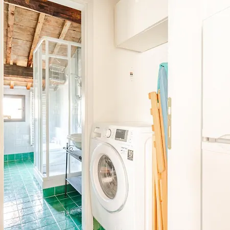 House A Short Walk From The Center 아파트 피렌체