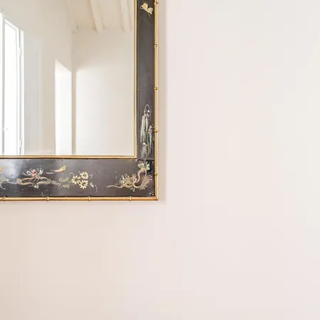 아파트 House A Short Walk From The Center